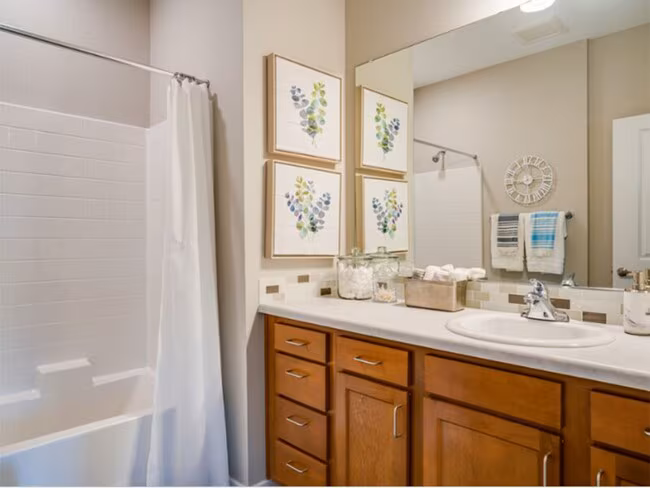 3 Beds • 2 Bath 307 floor plan